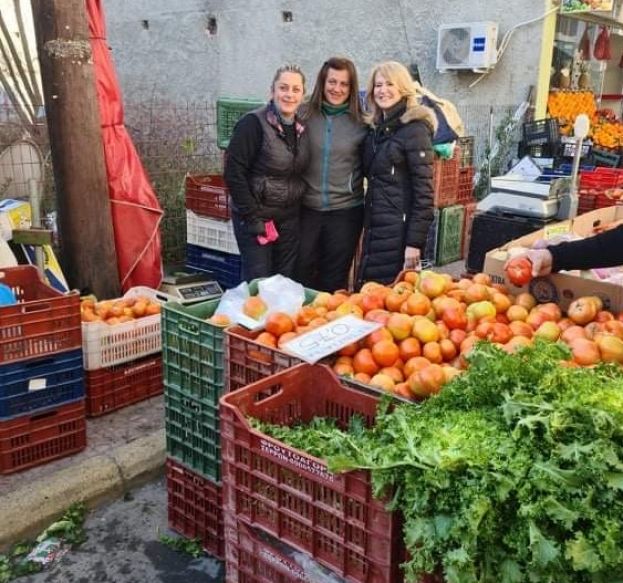 &Theta;. &Tau;&zeta;ά&kappa;&rho;&eta; : &Epsilon;&pi;ί&sigma;&kappa;&epsilon;&psi;&eta; &sigma;&tau;&iota;&sigmaf; &Lambda;&alpha;ϊ&kappa;έ&sigmaf; &Alpha;&gamma;&omicron;&rho;έ&sigmaf; Έ&delta;&epsilon;&sigma;&sigma;&alpha;&sigmaf;, &Gamma;&iota;&alpha;&nu;&nu;&iota;&tau;&sigma;ώ&nu; &kappa;&alpha;&iota; &Alpha;&rho;&iota;&delta;&alpha;ί&alpha;&sigmaf;