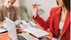 &Epsilon;&pi;&iota;&chi;&omicron;&rho;ή&gamma;&eta;&sigma;&eta; 17.500 &epsilon;&upsilon;&rho;ώ: &Xi;&epsilon;&kappa;&iota;&nu;&omicron;ύ&nu; &omicron;&iota; &alpha;&iota;&tau;ή&sigma;&epsilon;&iota;&sigmaf; &gamma;&iota;&alpha; &tau;&omicron; &nu;έ&omicron; &pi;&rho;ό&gamma;&rho;&alpha;&mu;&mu;&alpha; &epsilon;&nu;ί&sigma;&chi;&upsilon;&sigma;&eta;&sigmaf; &nu;έ&alpha;&sigmaf; &epsilon;&pi;&iota;&chi;&epsilon;&iota;&rho;&eta;&mu;&alpha;&tau;&iota;&kappa;ό&tau;&eta;&tau;&alpha;&sigmaf; 18&ndash;29 &epsilon;&tau;ώ&nu;