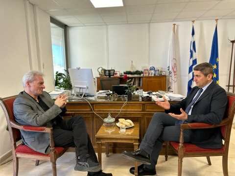 &Alpha;&upsilon;&gamma;&epsilon;&nu;ά&kappa;&eta;&sigmaf;: &Mu;&epsilon; &chi;&rho;&eta;&mu;&alpha;&tau;&omicron;&delta;ό&tau;&eta;&sigma;&eta; &alpha;&pi;ό &tau;&omicron; &Upsilon;&Pi;&Alpha;&Alpha;&Tau; &tau;&omicron; &phi;&rho;ά&gamma;&mu;&alpha; &Lambda;&alpha;&delta;&omicron;ύ&kappa;&omicron;&upsilon; &sigma;&tau;&omicron; &Eta;&rho;ά&kappa;&lambda;&epsilon;&iota;&omicron;