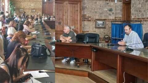 &Pi;&alpha;&rho;&omicron;&upsilon;&sigma;&iota;ά&sigma;&tau;&eta;&kappa;&alpha;&nu; &omicron;&iota; 90 &sigma;&chi;&omicron;&lambda;&iota;&kappa;έ&sigmaf; &kappa;&alpha;&theta;&alpha;&rho;ί&sigma;&tau;&rho;&iota;&epsilon;&sigmaf; &tau;&omicron;&upsilon; &Delta;ή&mu;&omicron;&upsilon; &Beta;έ&rho;&omicron;&iota;&alpha;&sigmaf;