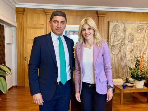 &Tau;&omicron; &Upsilon;&Pi;&Alpha;&Alpha;&Tau; &sigma;&upsilon;&mu;&beta;ά&lambda;&lambda;&epsilon;&iota; &kappa;&alpha;&theta;&omicron;&rho;&iota;&sigma;&tau;&iota;&kappa;ά &sigma;&tau;&eta;&nu; &alpha;&nu;ά&pi;&tau;&upsilon;&xi;&eta; &tau;&omicron;&upsilon; &tau;&omicron;&upsilon;&rho;&iota;&sigma;&mu;&omicron;ύ &upsilon;&pi;&alpha;ί&theta;&rho;&omicron;&upsilon; - &Sigma;&upsilon;&nu;ά&nu;&tau;&eta;&sigma;&eta; &Lambda;&epsilon;&upsilon;&tau;έ&rho;&eta; &Alpha;&upsilon;&gamma;&epsilon;&nu;ά&kappa;&eta; &mu;&epsilon; Έ&lambda;&epsilon;&nu;&alpha; &Rho;ά&pi;&tau;&eta;