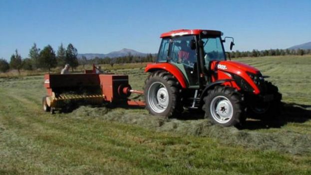 &Tau;&rho;&alpha;&gamma;&omega;&delta;ί&alpha; &sigma;&tau;&iota;&sigmaf; &Sigma;έ&rho;&rho;&epsilon;&sigmaf;: 10&chi;&rho;&omicron;&nu;&omicron;&sigmaf; έ&pi;&epsilon;&sigma;&epsilon; &alpha;&pi;ό &tau;&rho;&alpha;&kappa;&tau;έ&rho; &kappa;&alpha;&iota; &sigma;&kappa;&omicron;&tau;ώ&theta;&eta;&kappa;&epsilon;