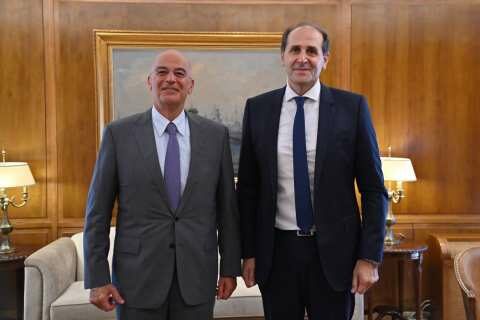 &Sigma;&upsilon;&nu;ά&nu;&tau;&eta;&sigma;&eta; &Beta;&epsilon;&sigma;&upsilon;&rho;ό&pi;&omicron;&upsilon;&lambda;&omicron;&upsilon; &mu;&epsilon; &tau;&omicron;&nu; &Upsilon;&pi;&omicron;&upsilon;&rho;&gamma;ό &Epsilon;&theta;&nu;&iota;&kappa;ή&sigmaf; Ά&mu;&upsilon;&nu;&alpha;&sigmaf; , &gamma;&iota;&alpha; &mu;&epsilon;&tau;&epsilon;&gamma;&kappa;&alpha;&tau;ά&sigma;&tau;&alpha;&sigma;&eta; &mu;&omicron;&nu;ά&delta;&omega;&nu; &tau;&eta;&sigmaf; 1&eta;&sigmaf; &Tau;&alpha;&xi;&iota;&alpha;&rho;&chi;ί&alpha;&sigmaf; &Alpha;&epsilon;&rho;&omicron;&pi;&omicron;&rho;ί&alpha;&sigmaf; &Sigma;&tau;&rho;&alpha;&tau;&omicron;ύ &sigma;&tau;&omicron; &sigma;&tau;&rho;&alpha;&tau;&iota;&omega;&tau;&iota;&kappa;ό &alpha;&epsilon;&rho;&omicron;&delta;&rho;ό&mu;&iota;&omicron; &Alpha;&lambda;&epsilon;&xi;ά&nu;&delta;&rho;&epsilon;&iota;&alpha;