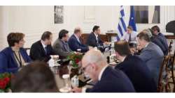 &Tau;&alpha; &alpha;&pi;&omicron;&tau;&epsilon;&lambda;έ&sigma;&mu;&alpha;&tau;&alpha; &tau;&eta;&sigmaf; &sigma;&upsilon;&nu;ά&nu;&tau;&eta;&sigma;&eta;&sigmaf; &epsilon;&kappa;&pi;&rho;&omicron;&sigma;ώ&pi;&omega;&nu; &Epsilon;&Theta;&Epsilon;&Alpha;&Sigma; &mu;&epsilon; &tau;&omicron;&nu; &pi;&rho;&omega;&theta;&upsilon;&pi;&omicron;&upsilon;&rho;&gamma;ό