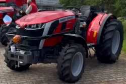 &Delta;&upsilon;&nu;&alpha;&mu;&iota;&kappa;ή &Pi;&alpha;&rho;&omicron;&upsilon;&sigma;ί&alpha; &tau;&eta;&sigmaf; Massey Ferguson &sigma;&tau;&eta;&nu; &Eta;&mu;&epsilon;&rho;ί&delta;&alpha; &laquo;&Epsilon;&kappa;&mu;&eta;&chi;ά&nu;&iota;&sigma;&eta; &sigma;&tau;&eta; &Gamma;&epsilon;&omega;&rho;&gamma;ί&alpha;&raquo; (VIDEO)