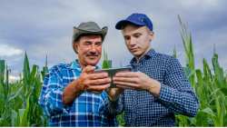 &Tau;&iota;&sigmaf; &alpha;&pi;ό&psi;&epsilon;&iota;&sigmaf; &tau;&omega;&nu; &alpha;&gamma;&rho;&omicron;&tau;ώ&nu; &alpha;&pi;&epsilon;&upsilon;&theta;&epsilon;ί&alpha;&sigmaf; &alpha;&pi;ό &tau;&omicron;&upsilon;&sigmaf; ί&delta;&iota;&omicron;&upsilon;&sigmaf; &zeta;&eta;&tau;ά&epsilon;&iota; &eta; &Epsilon;&Epsilon;