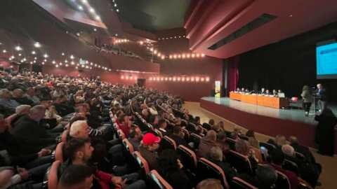 &Epsilon;&kappa;&delta;ή&lambda;&omega;&sigma;&eta; &sigma;&tau;&alpha; &Gamma;&iota;&alpha;&nu;&nu;&iota;&tau;&sigma;ά &gamma;&iota;&alpha; &tau;&eta;&nu; &Kappa;&Alpha;&Pi; -  &Sigma;&tau;&alpha;&mu;&epsilon;&nu;ί&tau;&eta;&sigmaf;: &laquo;&Epsilon;&pi;&epsilon;&nu;&delta;ύ&omicron;&upsilon;&mu;&epsilon; &sigma;&tau;&omicron; &delta;&iota;ά&lambda;&omicron;&gamma;&omicron; &mu;&epsilon; &tau;&omicron;&upsilon;&sigmaf; &pi;&alpha;&rho;&alpha;&gamma;&omega;&gamma;&omicron;ύ&sigmaf; &gamma;&iota;&alpha; &tau;&eta;&nu; &alpha;&pi;&omicron;&delta;&omicron;&tau;&iota;&kappa;ό&tau;&epsilon;&rho;&eta; &alpha;&xi;&iota;&omicron;&pi;&omicron;ί&eta;&sigma;&eta; &tau;&omega;&nu; &pi;ό&rho;&omega;&nu; &tau;&eta;&sigmaf; &Kappa;&Alpha;&Pi;&raquo;