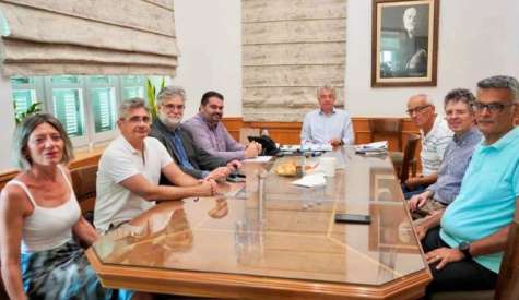 Φυτοπροστασία Ελιάς: Σύμπραξη της Περιφέρειας Κρήτης με τα ερευνητικά ιδρύματα του νησιού για τη νέα εποχή